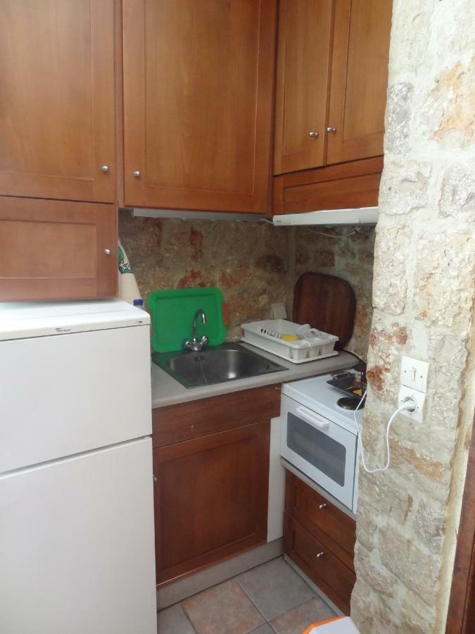 Rosalia Apartments Chalki Town Екстер'єр фото